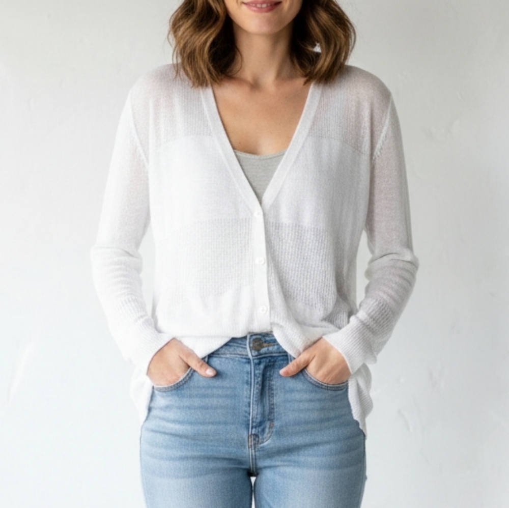 Vince Camuto White Sheer Knit Lightweight Cardigan - Size M Excellent